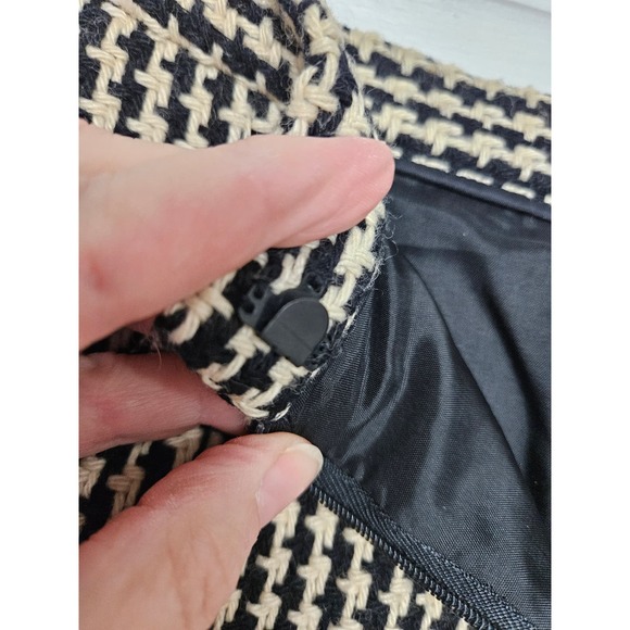 The Look Randolph Duke Black Cream Houndstooth Faux Wrap Skirt Size 10 - Picture 8 of 10